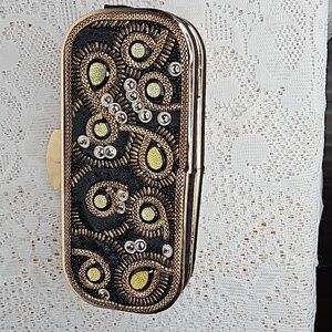 Natasha New York Harlem Nights hardshell sequin beaded metal clutch